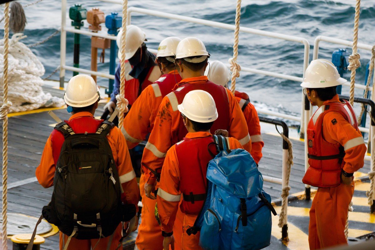 Unpaid Wages on a Ship? A Houston Attorney Can Help